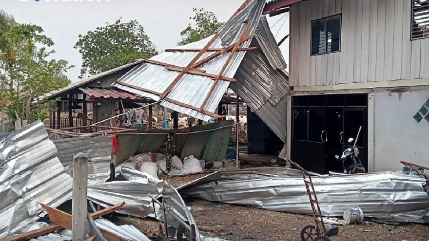 Giông lốc ảnh hưởng 55 tỉnh Thái Lan, nhiều vùng chịu thiệt hại